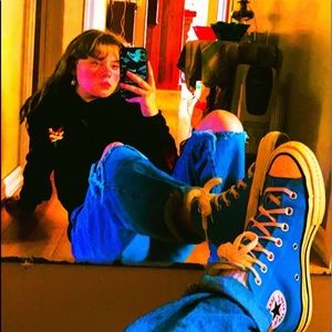 Meet your Posher, Olivia